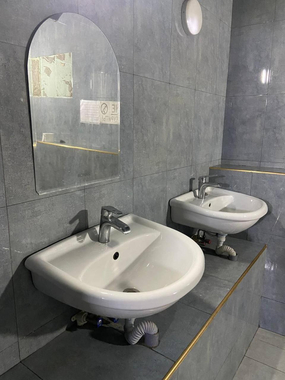 Hostel Na Bobura Tashkent Ngoại thất bức ảnh