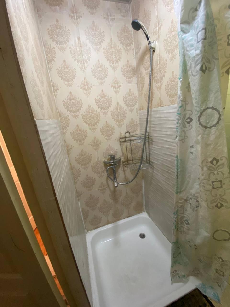 Hostel Na Bobura Tashkent Ngoại thất bức ảnh